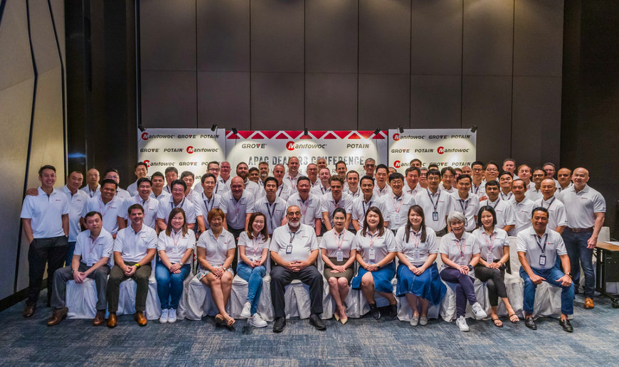 Manitowoc dealers gather in Singapore to share best practices and growth opportunities